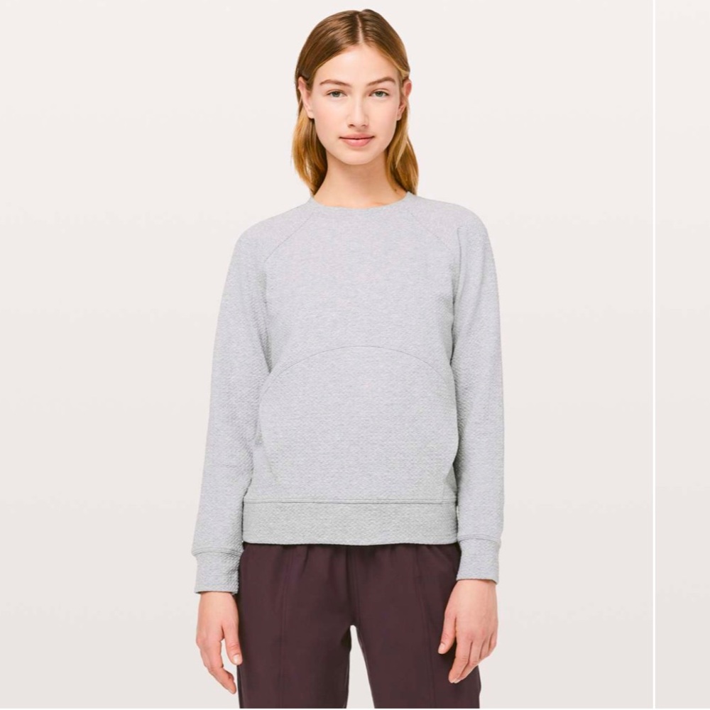 Lululemon Catch A Moment Crew ✨